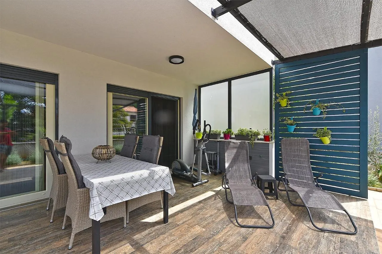 Apartment Valter 2284 Medulin