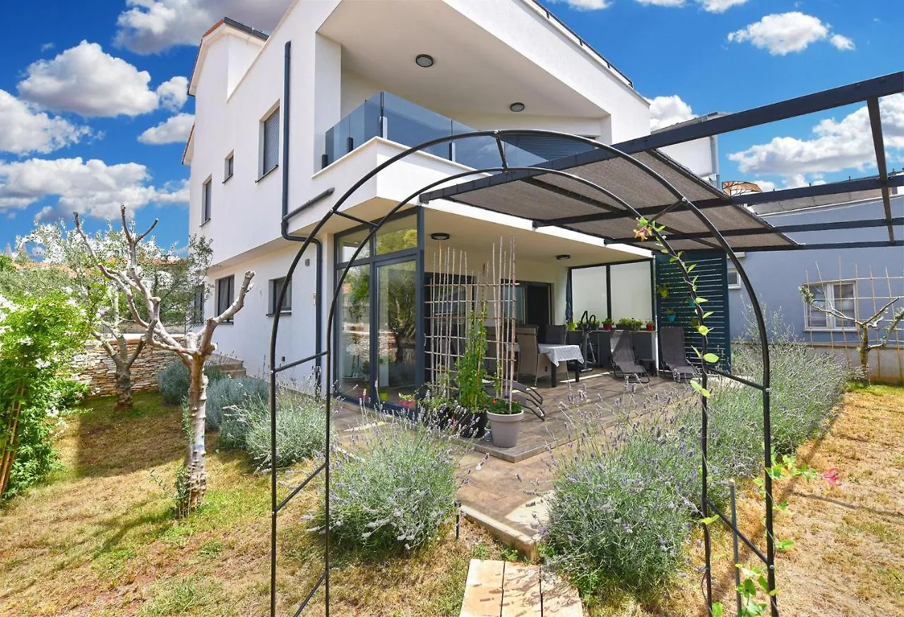 Apartment Valter 2284 Medulin
