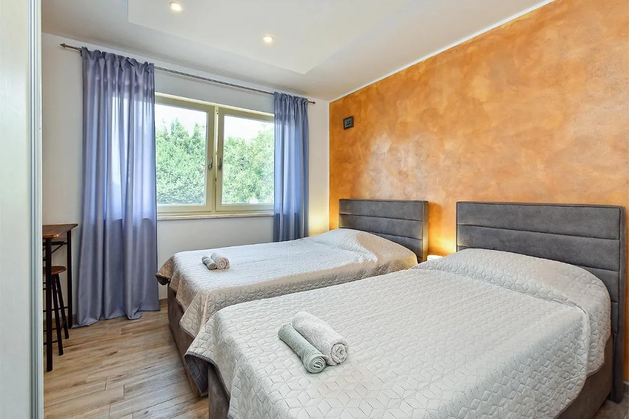 Apartment Valter 2284 Medulin