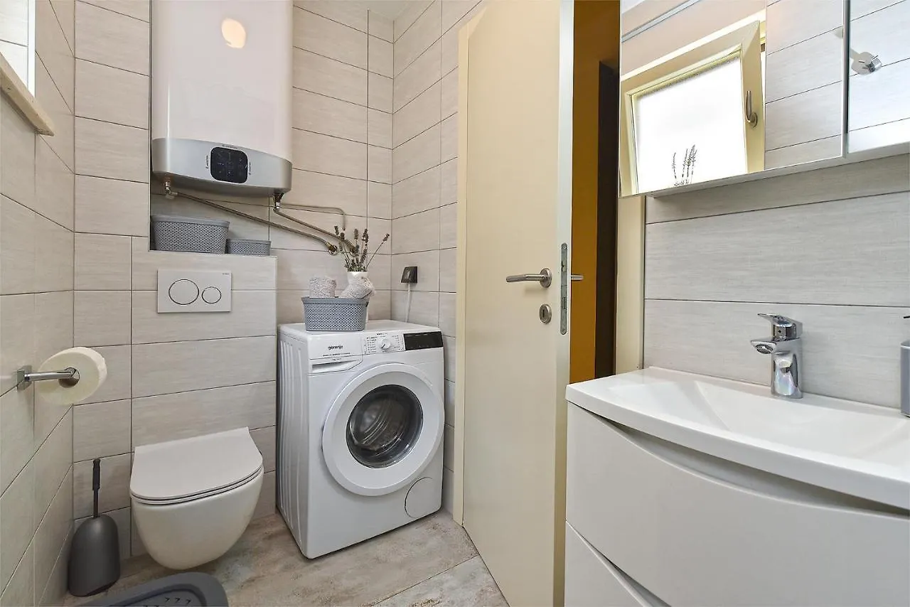 Apartment Valter 2284 Medulin