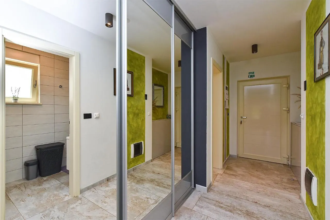 Apartment Valter 2284 Medulin
