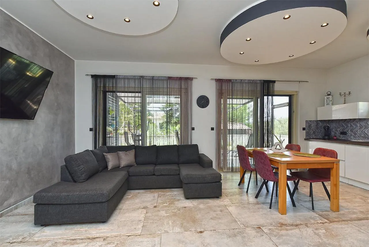 Apartment Valter 2284 Medulin